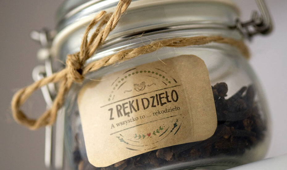 Etykiety z Ręki dzieło